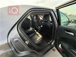 کرایسلەر 300